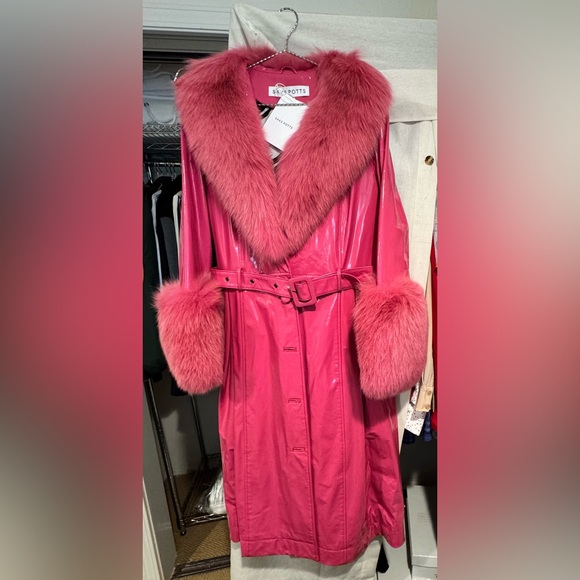Saks Potts Pink Patent Lamb Leather Coat w/Fox Collar & Cuffs, Size 2/M - Picture 7 of 9